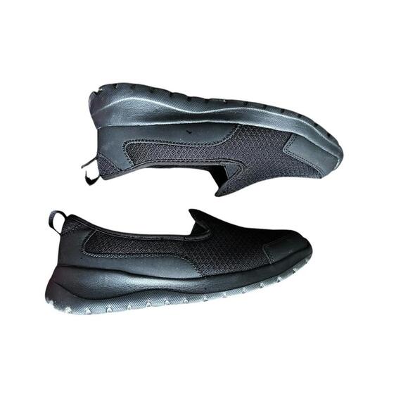 Comfortable Wide Fit Slip-On Shoes - Size 7W - Picture 4 of 9